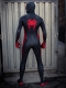 Miles Morales a través del disfraz de cosplay de araña verse